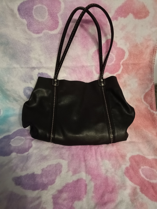 Nine West Handbags - Nine West Black Shoulder Tote